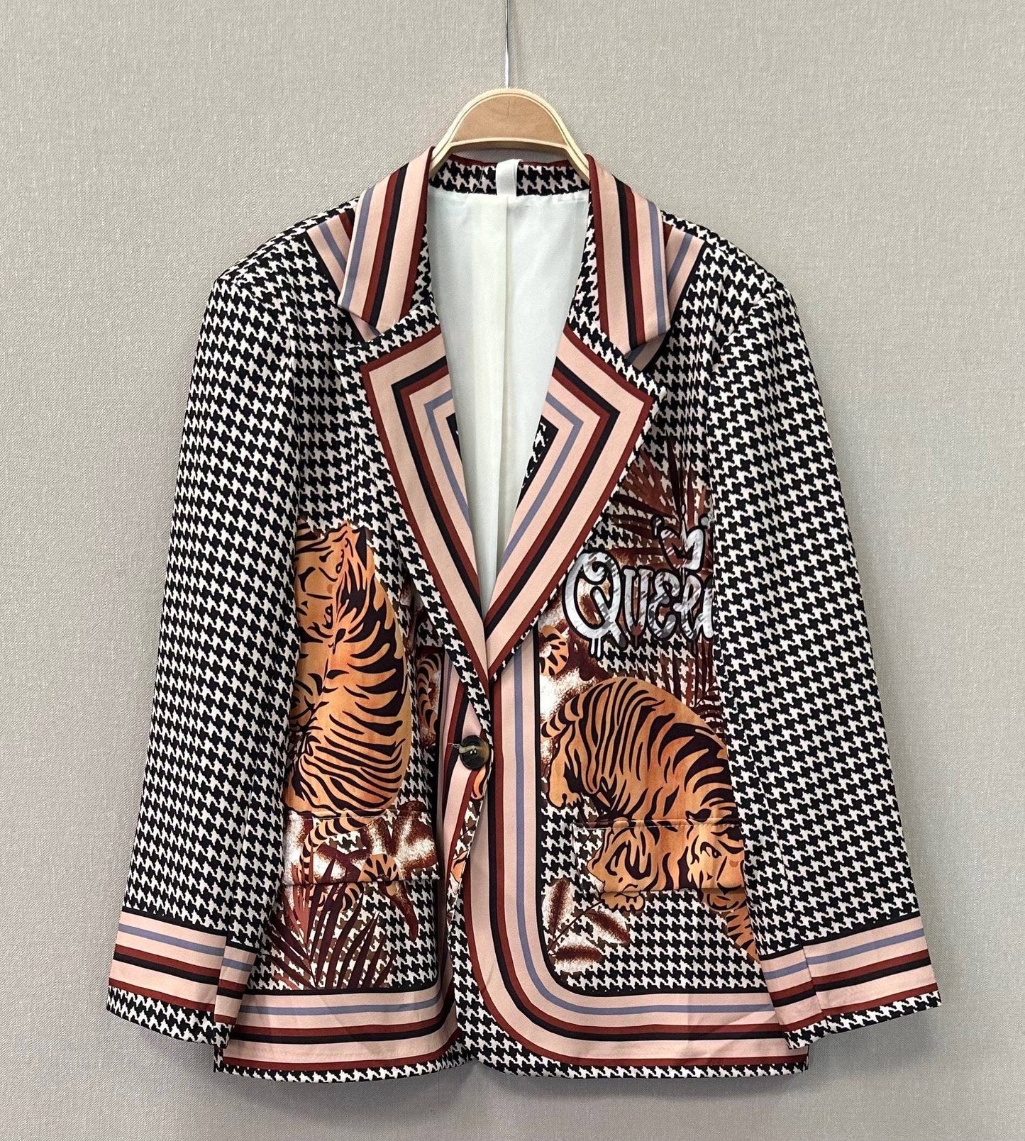 Tiger Blazer
